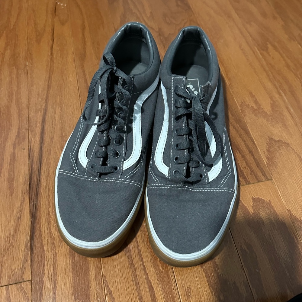 Men’s Old Skool Vans sneakers